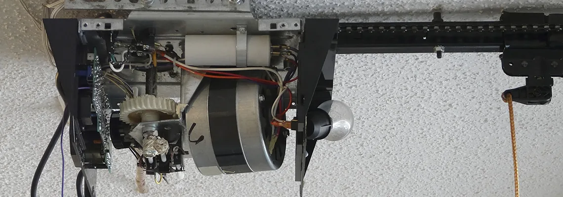 Sliding Garage Door Humming Noise Repair in Cutler Bay, Florida