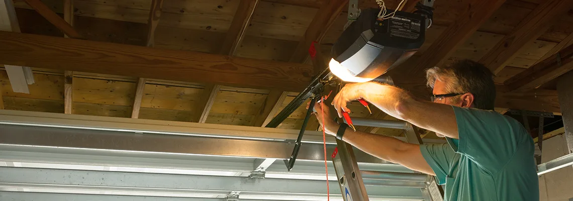 Garage Door Panel Troubleshooting in Cutler Bay, Florida